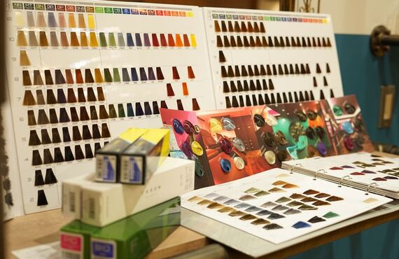 北浦和の美容室では白髪染めやおしゃれ染めに幅広く対応しております